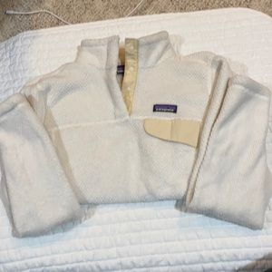 Patagonia snap fleece pullover, size medium